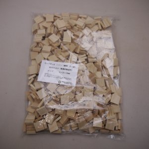 画像: ウッドピース　エゾマツ　5×20×20mm(約500個入り)《得用大袋》